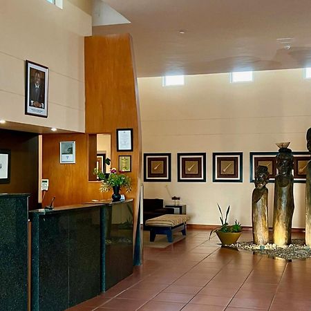 Protea Hotel By Marriott Ondangwa Exterior foto