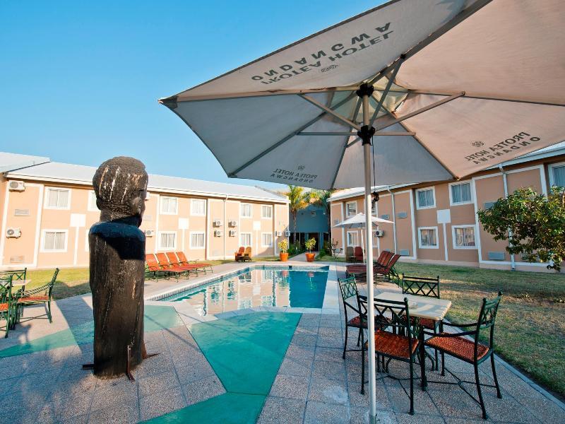 Protea Hotel By Marriott Ondangwa Exterior foto